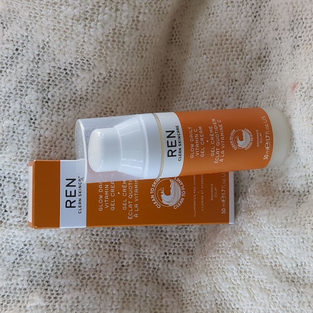 REN Glow Daily Vitamin C Gel Cream, 50ml/1.7fl oz